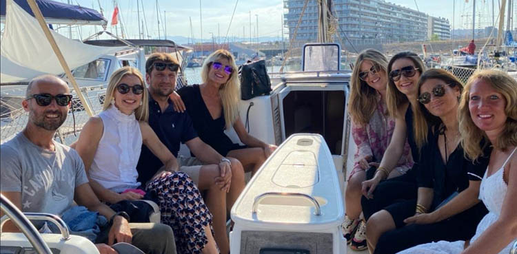 Navegar Velero Privado 11 Plazas | Experiencias Originales | Cenas Barcelona