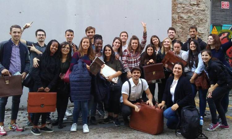 Escape Room Exterior Crimen en Sant Pere | Actividades Originales | Cenas Barcelona