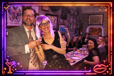 Cena con camarero falso | Restaurantes Originales | Cenas Barcelona