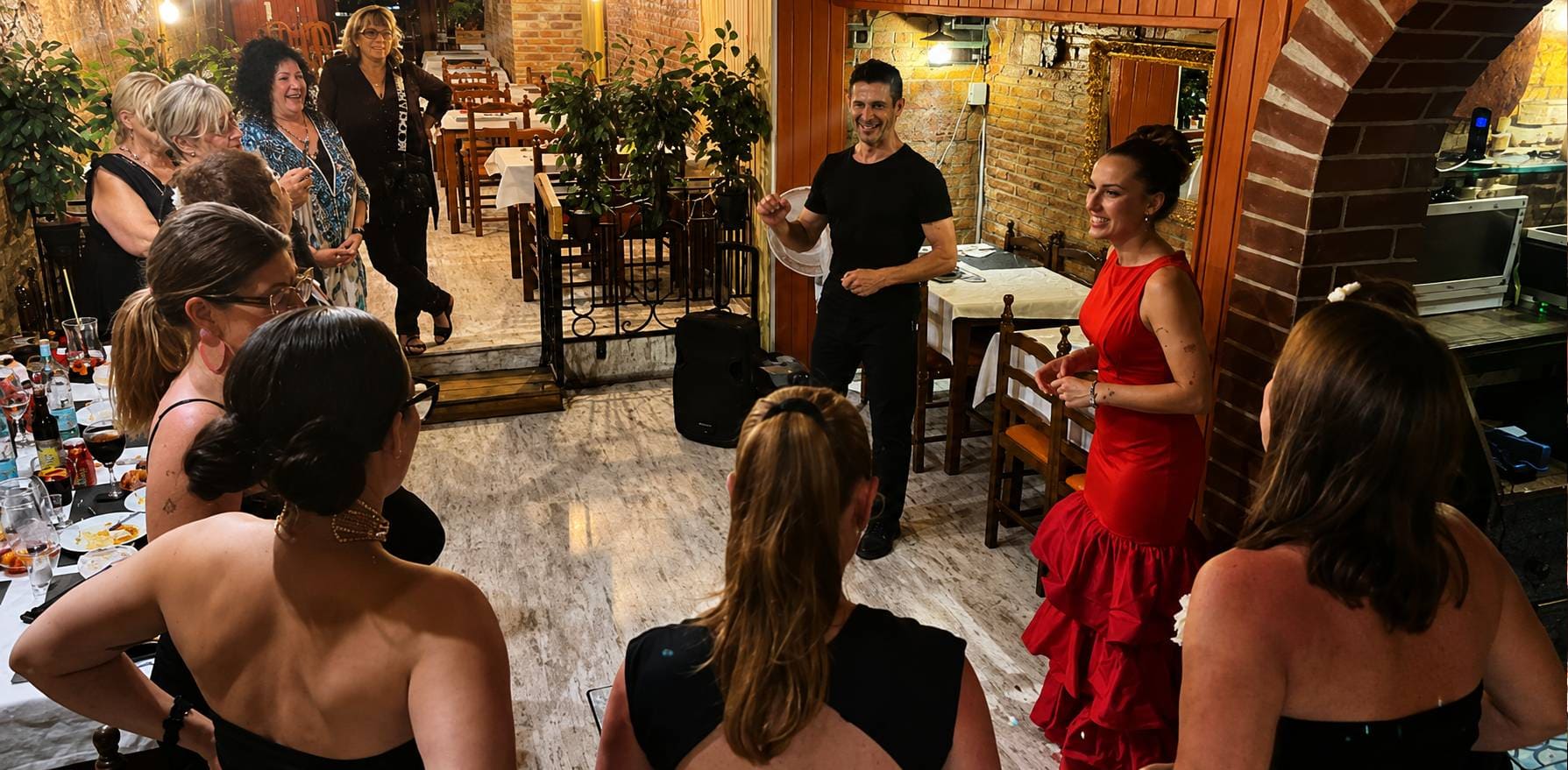 Zona apartada para celebrar una despedida en Barcelona | Cenas Barcelona